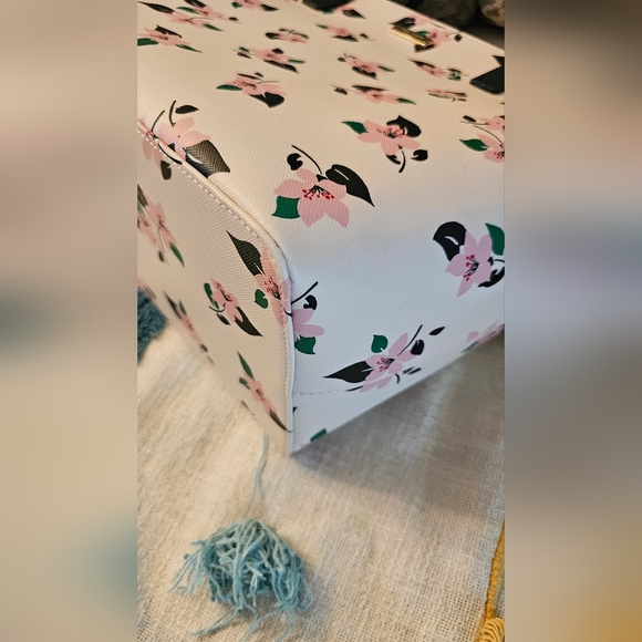 Kate Spade Shore Street Margareta Tote Bag NWT - Picture 10 of 12